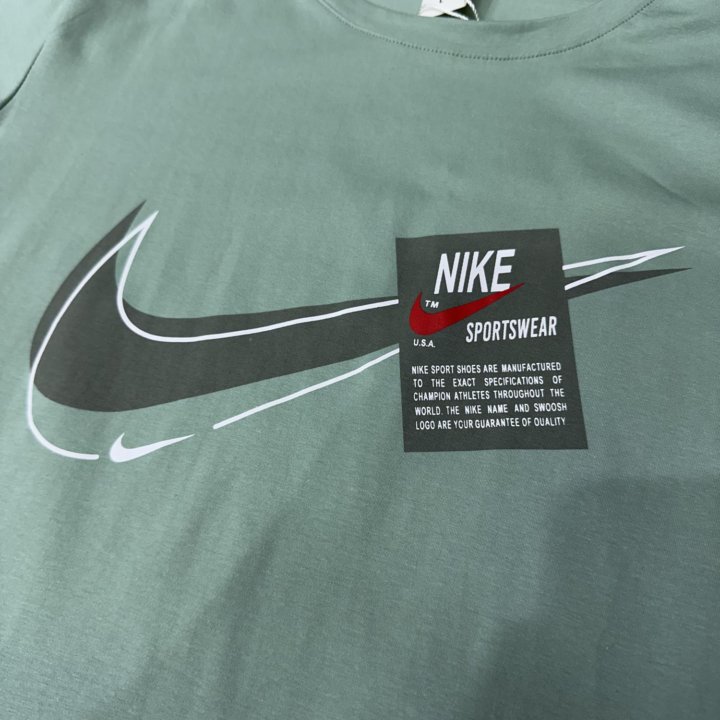 Футболка Nike