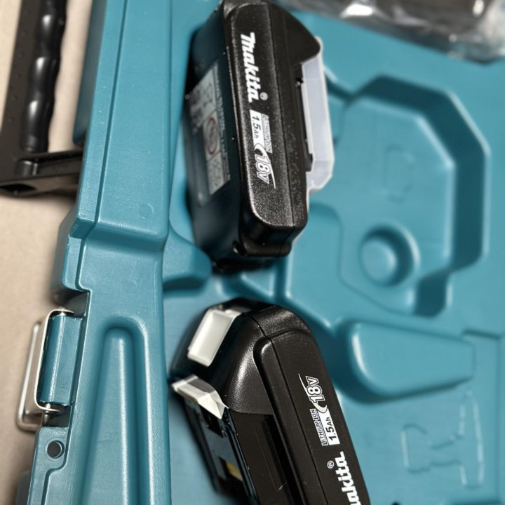 Кейс+2 акк. 1,5 ач+зарядное для Makita 18v