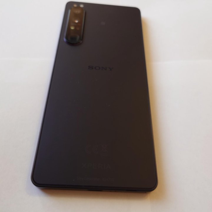 Xperia 1 IV