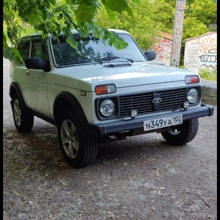 ВАЗ (Lada) Niva (4x4/Legend), 2010