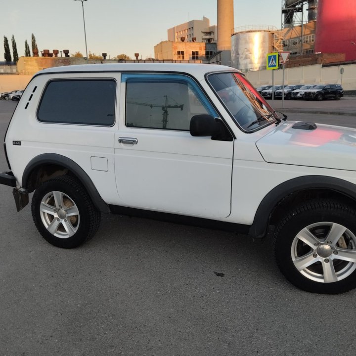 ВАЗ (Lada) Niva (4x4/Legend), 2010