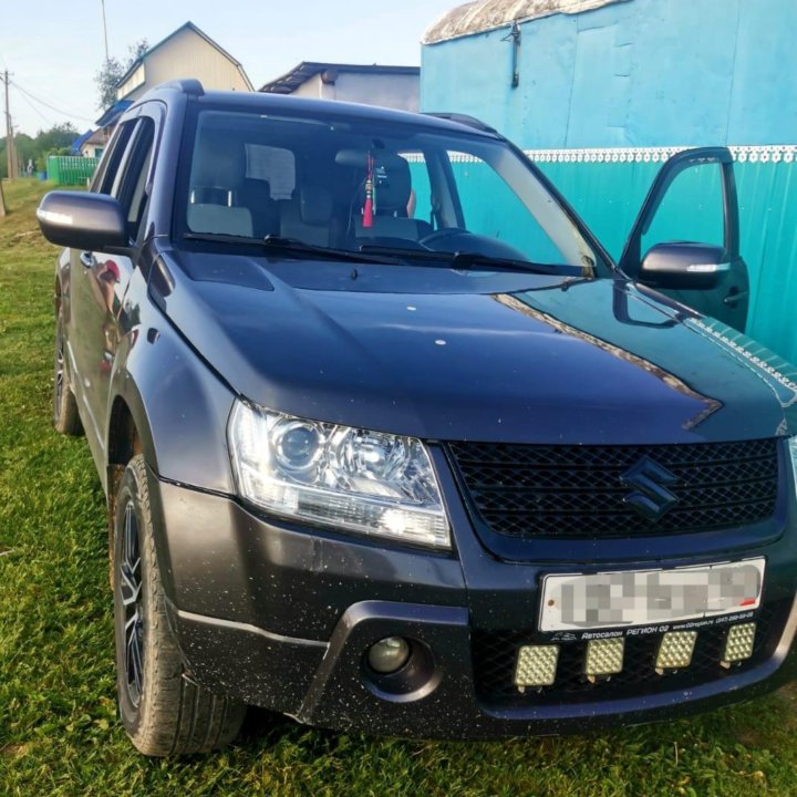 Suzuki Grand Vitara, 2011