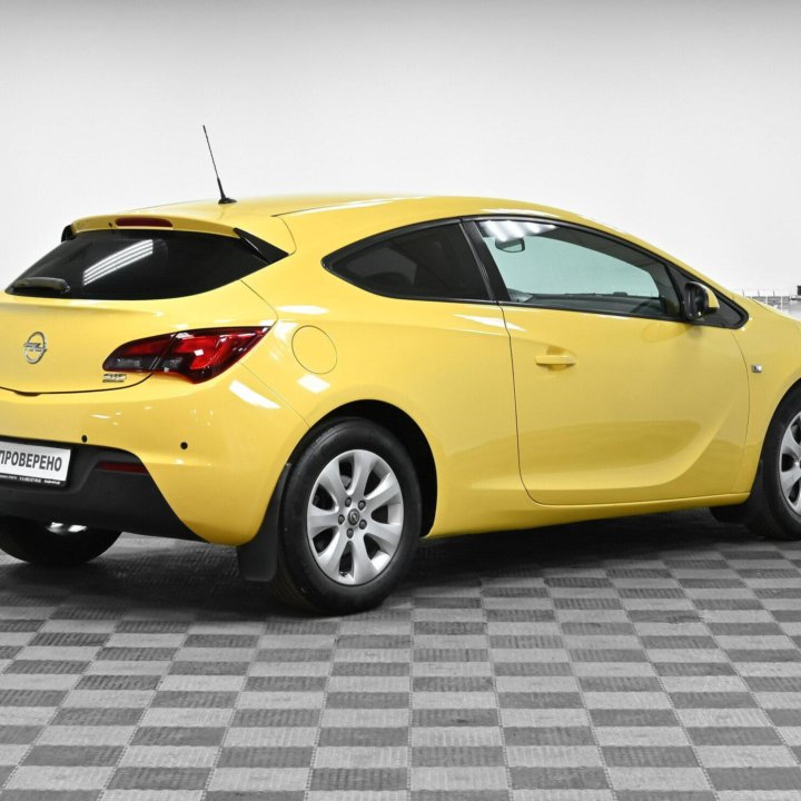 Opel Astra, 2013