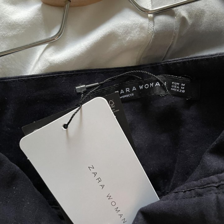 Новые темно-синие брюки Zara, m (в стиле cos)