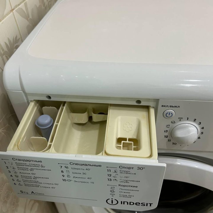 Стиральная машина Indesit iwsb 5085