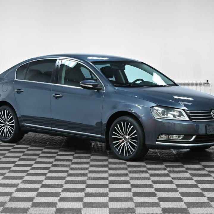 Volkswagen Passat, 2011