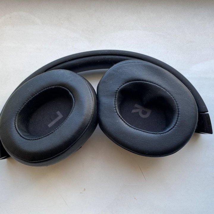 JBL tune 710bt