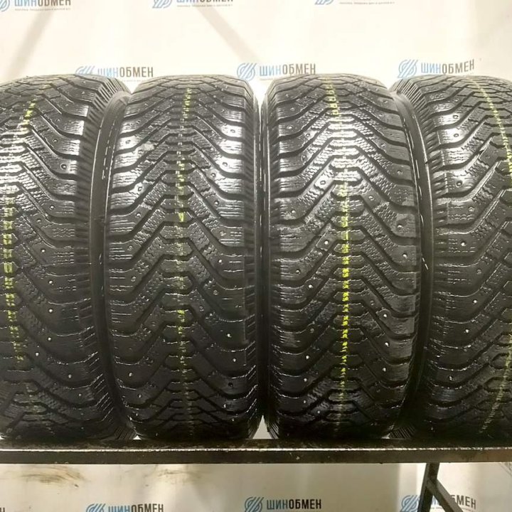 Goodyear UltraGrip 500 R15 195/65 91T