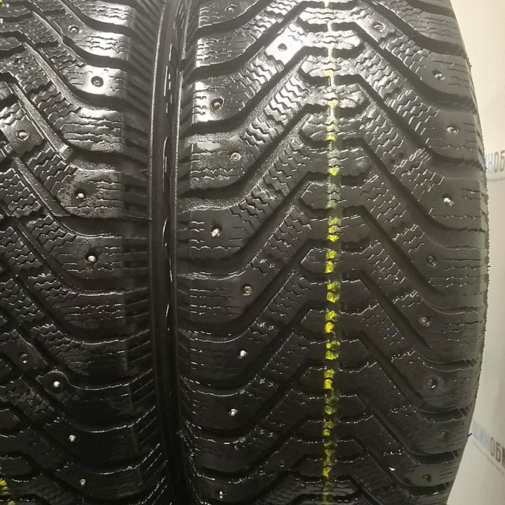 Goodyear UltraGrip 500 R15 195/65 91T