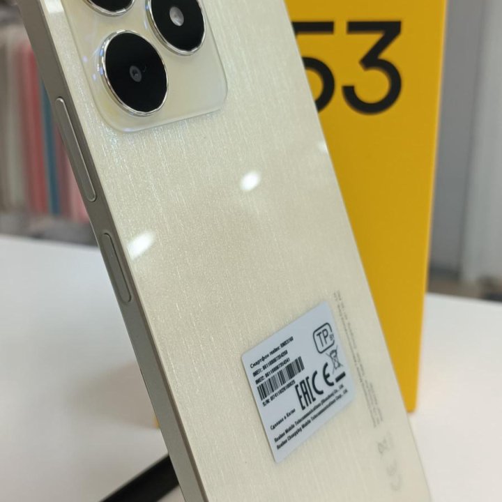 Смартфон Realme C53 6/128GB Gold