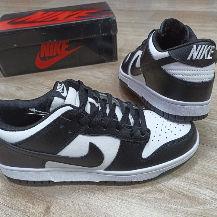 Кроссовки Nike SB Dunk