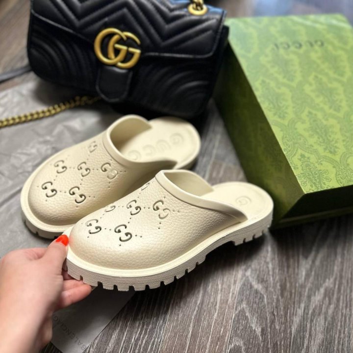 Шлепанцы сабо Gucci