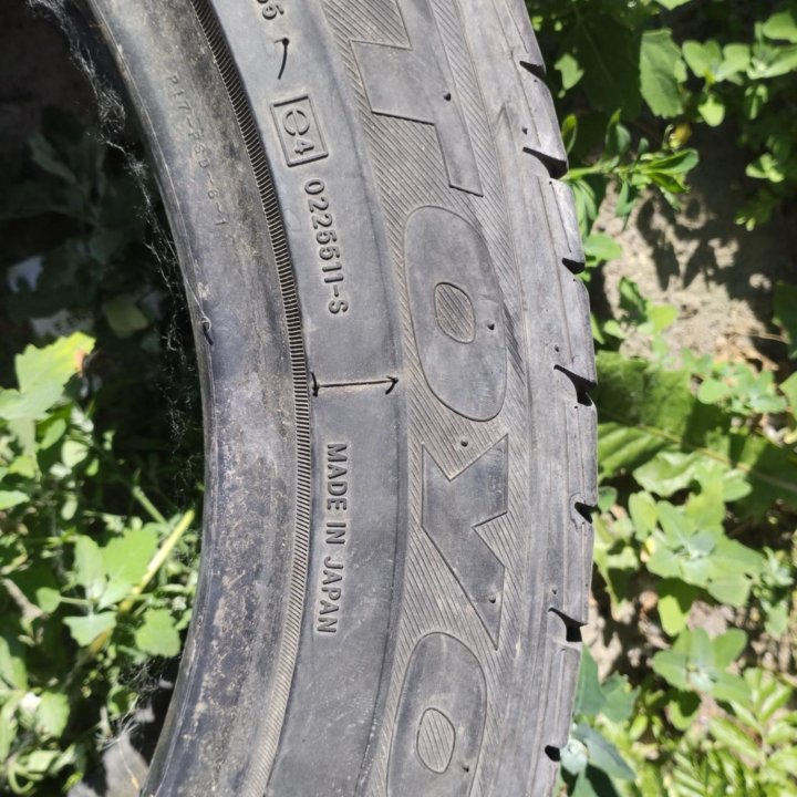 1 шт 235/45 R 17 Toyo