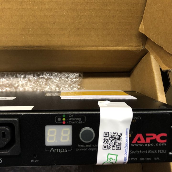 Блок розеток APC AP7920B 8 розеток