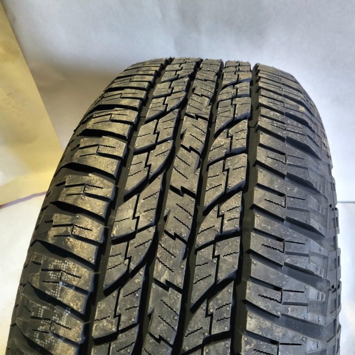 yokohama 285/60 R18 комплект