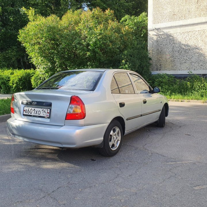 Hyundai Accent, 2004