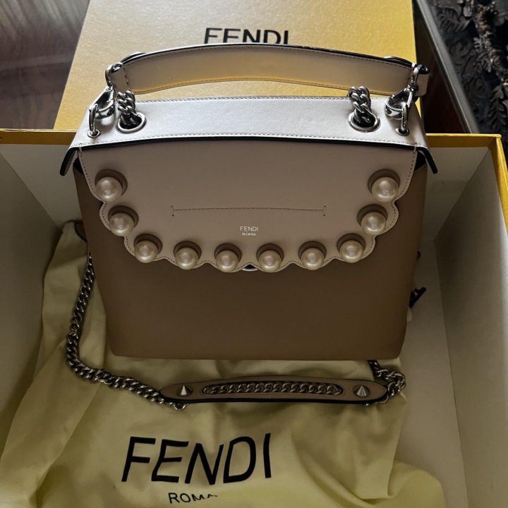 Сумка Fendi Натуральная кожа