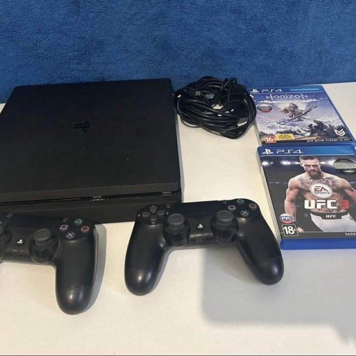 Play Station 4 Slim 1TB