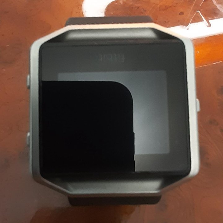 Умные часы Fitbit Blaze