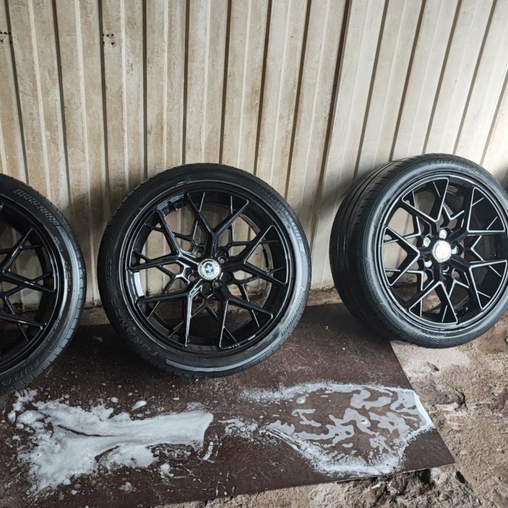 Колеса в сборе HRE, BRIDGESTONE r17 4:100