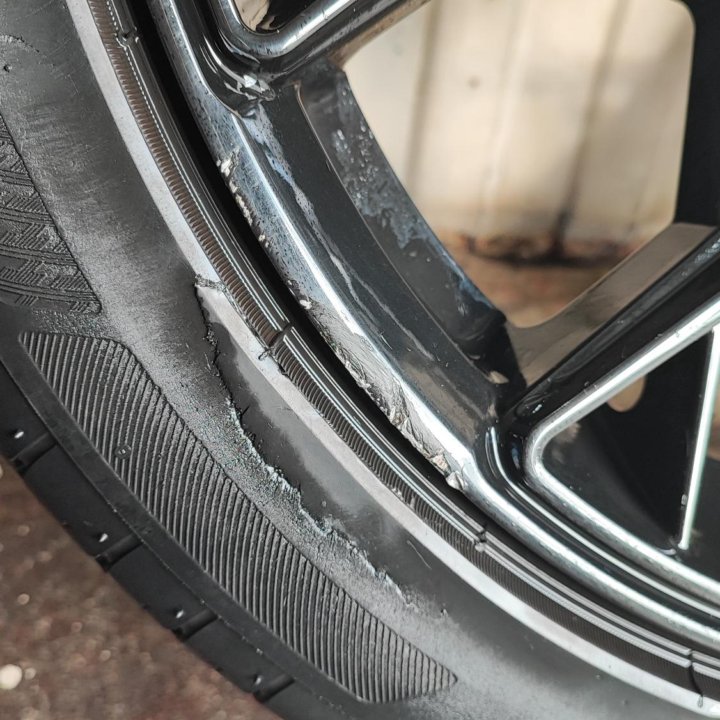 Колеса в сборе HRE, BRIDGESTONE r17 4:100