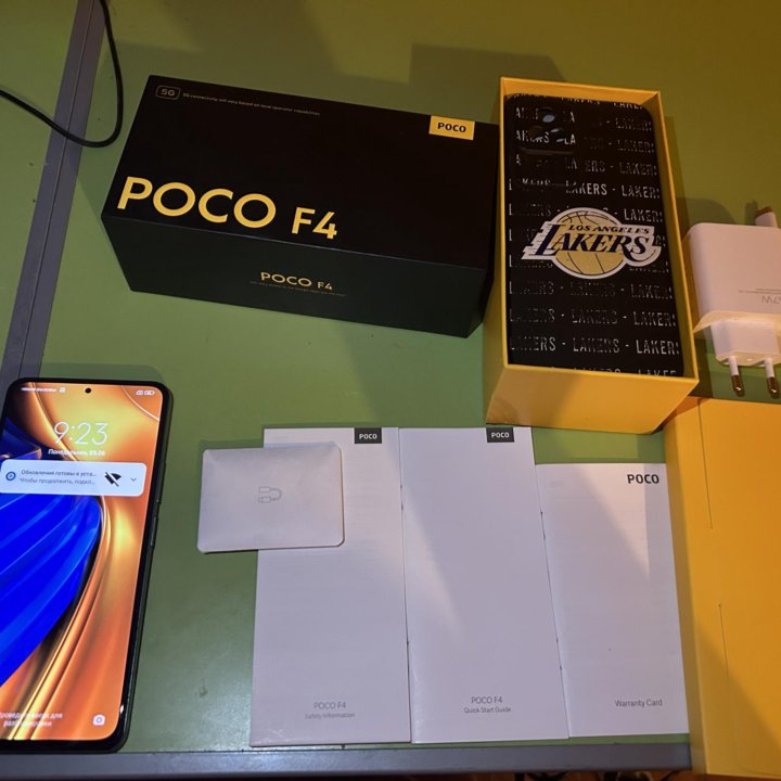 Poco F4