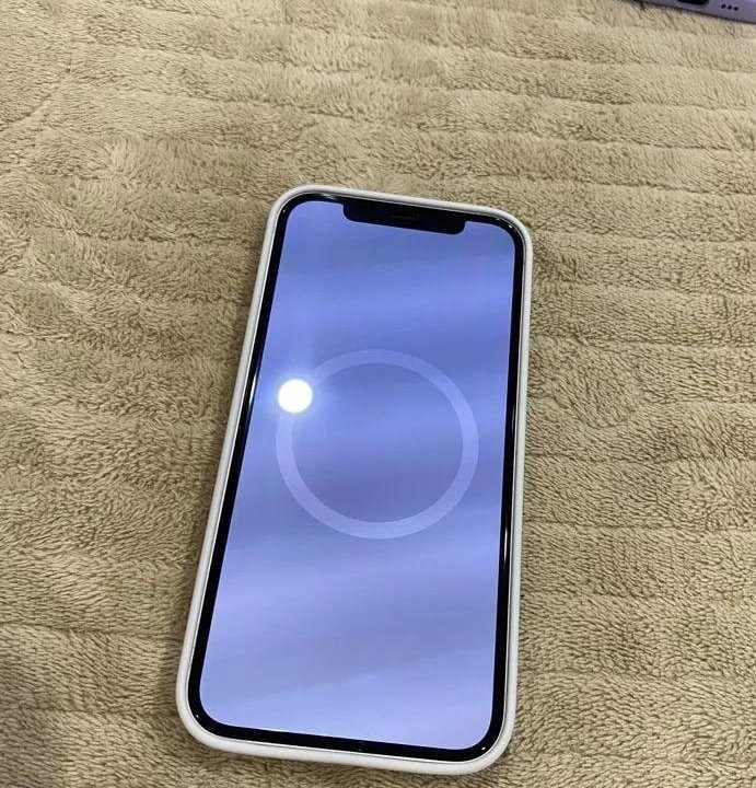 IPhone 12 / 128gb, в белом цвете - идеал!