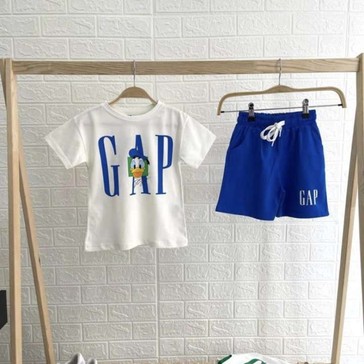 Gap костюм