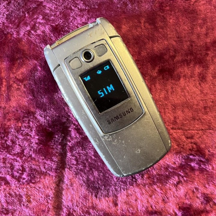 Samsung SGH-E710