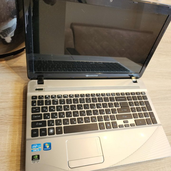 Packard Bell, core i5, 8gb, SSD, nvidia gt540m