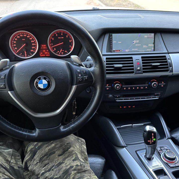 BMW X6, 2011