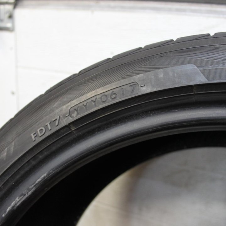 Шины R18 Yokohama Advan Sport V105 225/40/R18 2шт