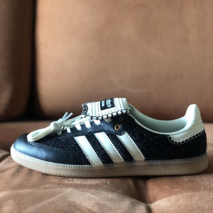 Кроссовки Adidas Samba Wales Bonner