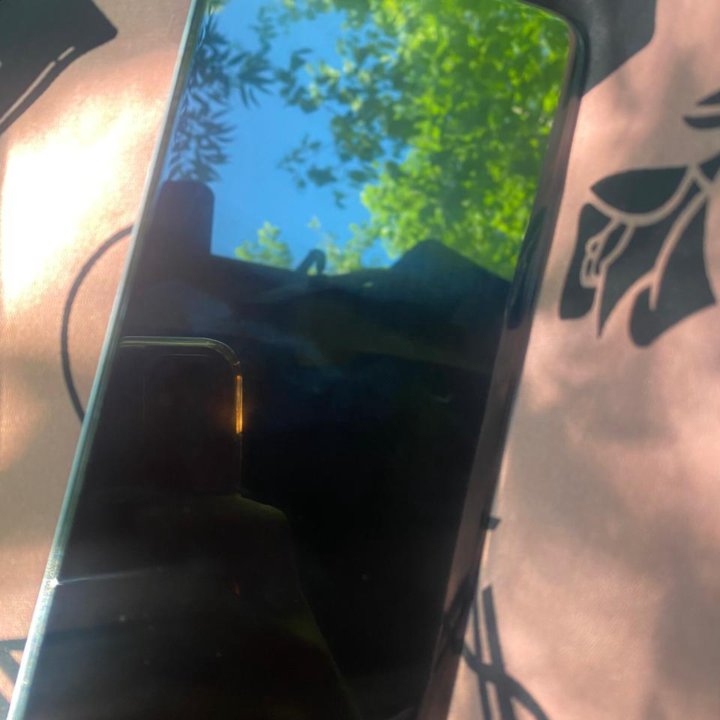 Телефон TECNO