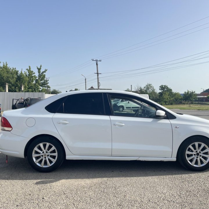 Volkswagen Polo, 2014