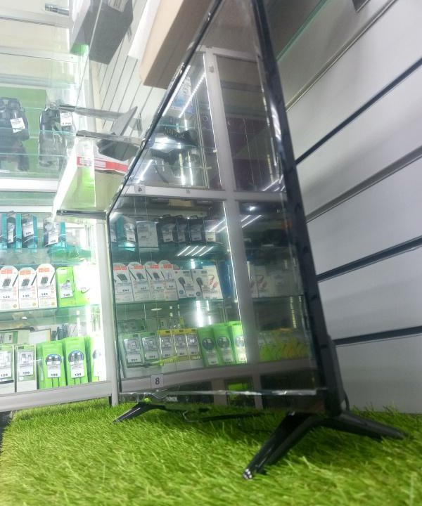 Телевизор Thomson T32D16DH-01B