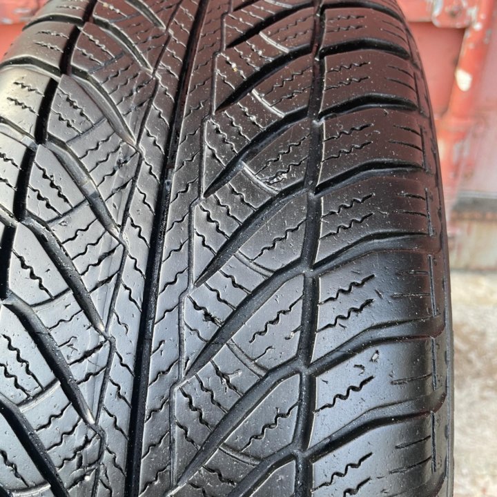 Goodyear UltraGrip Performance 2 RunFlat