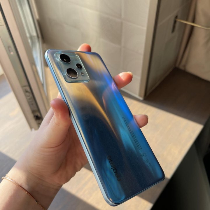 realme 9Pro+, 6/128 гб