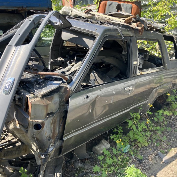 Toyota Hilux Surf LN61 2LT