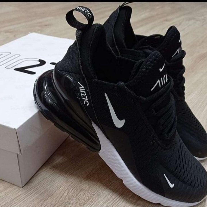 Кроссовки Nike Air Max 270