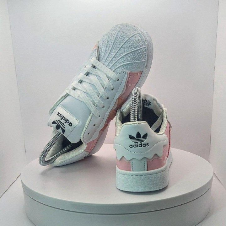 Кроссовки Adidas Superstar