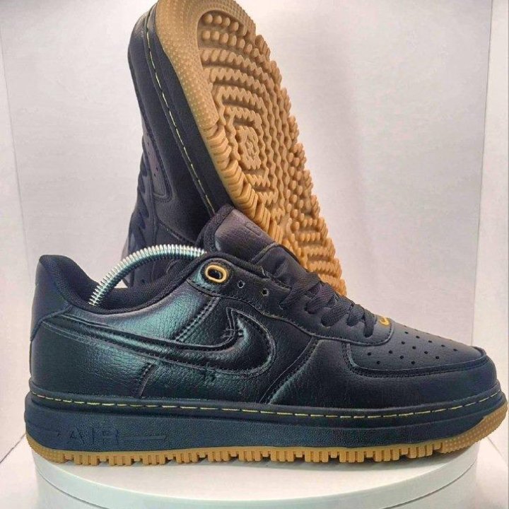 Кроссовки Nike Air Force 1