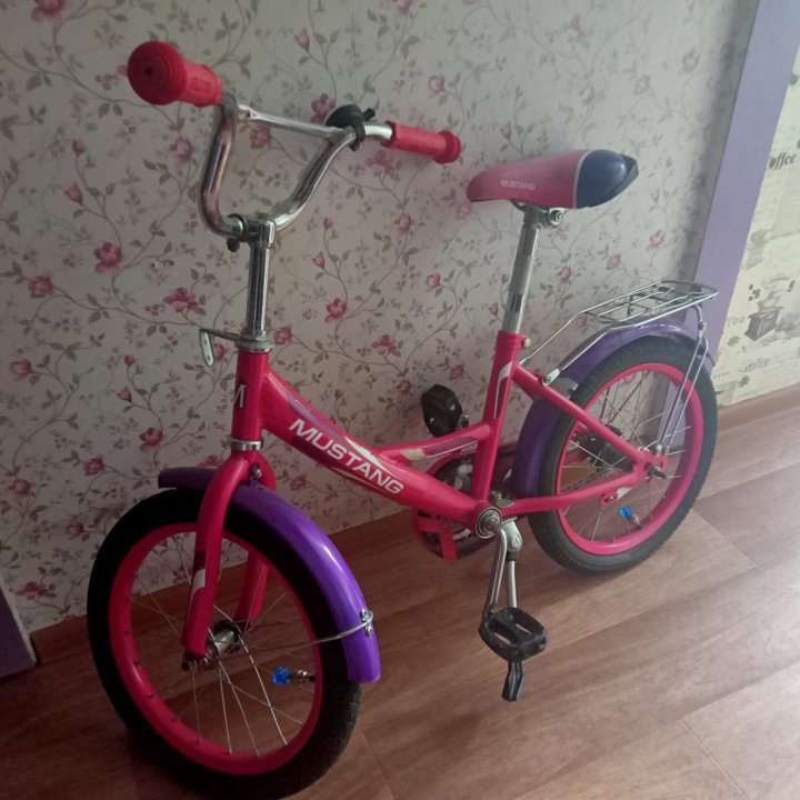 Велосипед детский, царапин нет. Новый