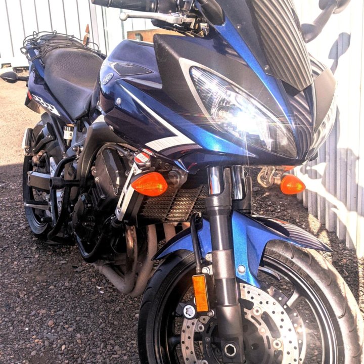 YAMAHA FZ6 2008 года.