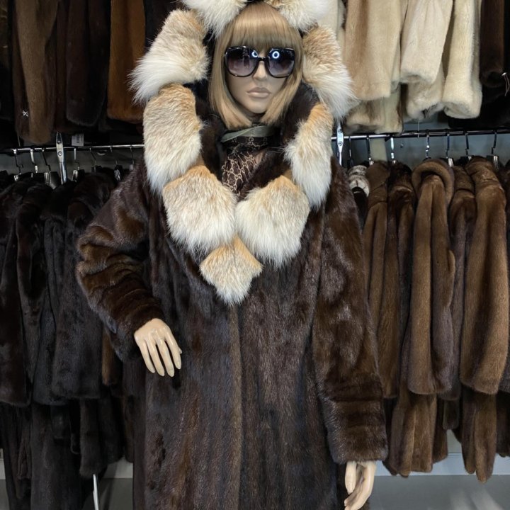 Saga Furs. Премиум шуба из норки с рысью 56-58 р.