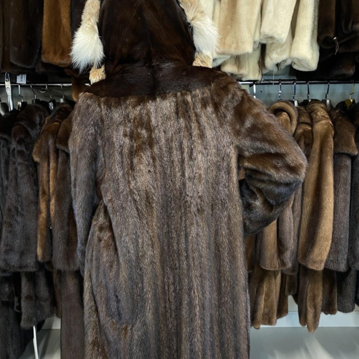 Saga Furs. Премиум шуба из норки с рысью 56-58 р.