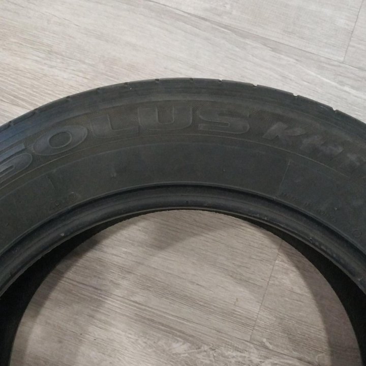 KUMHO SOLUS KH17