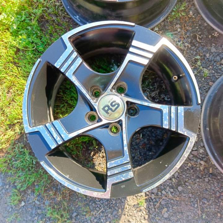 Диски R14 RS Wheels