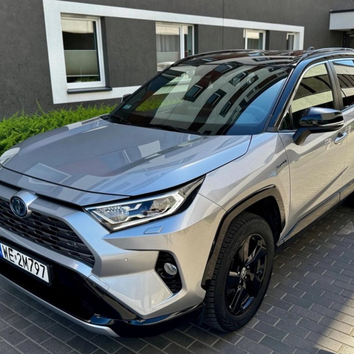 Toyota RAV4, 2020