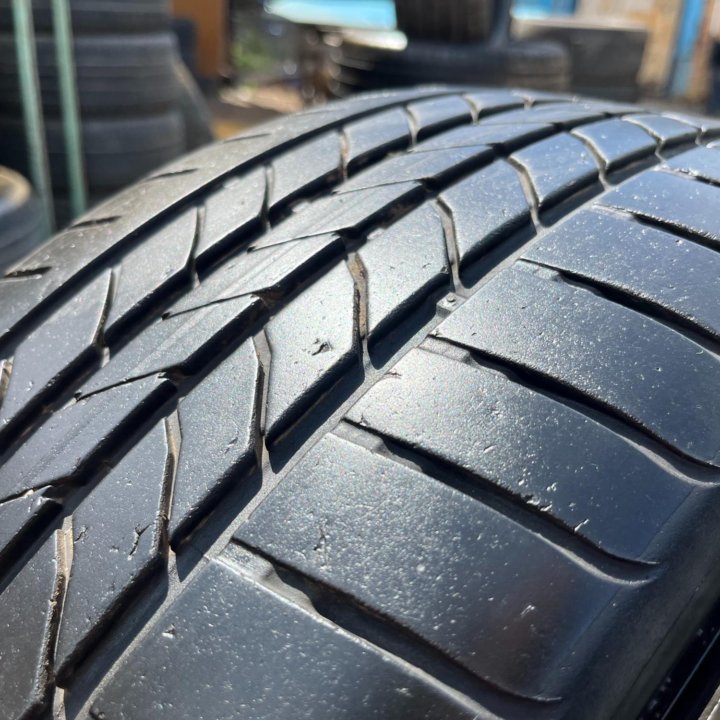 Лето Разноширокие Goodyear 245/45 и 275/40 R19